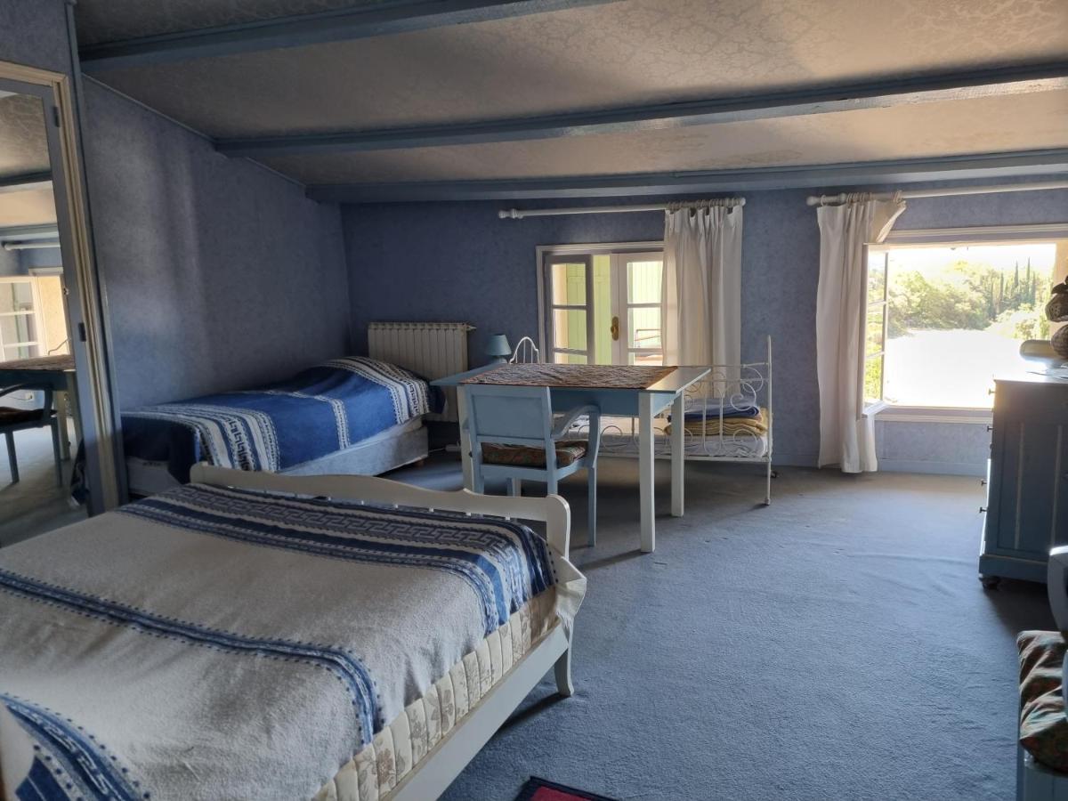 Les Conils - Gites Et Chambres D'Hotes Saint-Pierre-de-Vassols Esterno foto