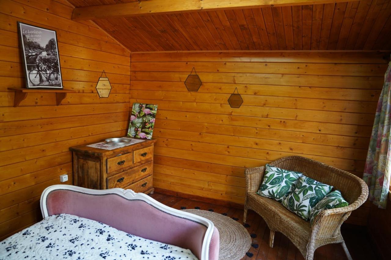 Les Conils - Gites Et Chambres D'Hotes Saint-Pierre-de-Vassols Esterno foto