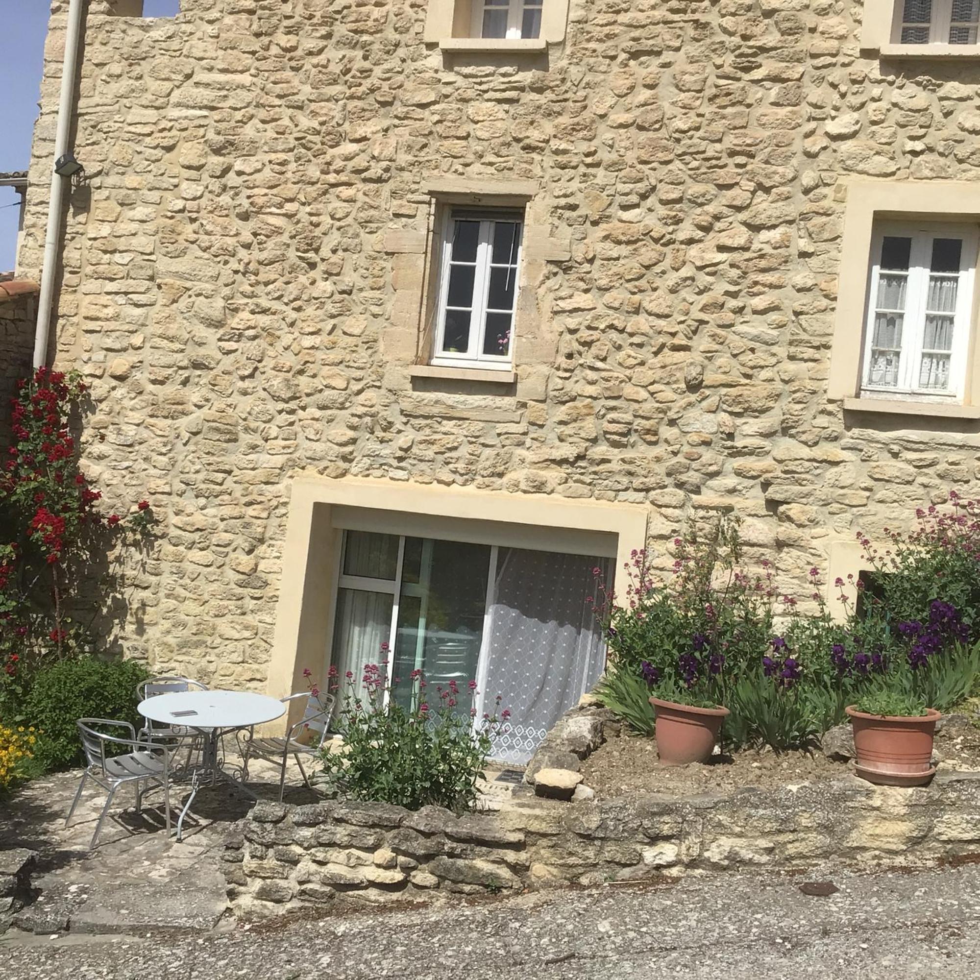 Les Conils - Gites Et Chambres D'Hotes Saint-Pierre-de-Vassols Esterno foto
