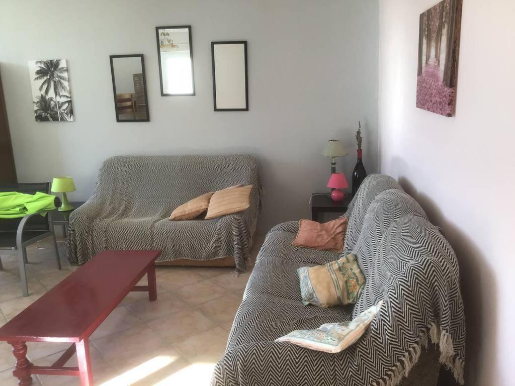 Les Conils - Gites Et Chambres D'Hotes Saint-Pierre-de-Vassols Esterno foto